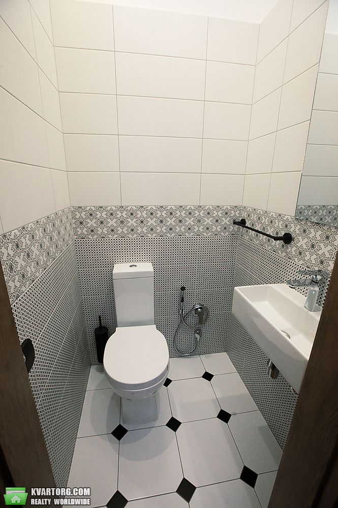Rent out 3-room apartment. Киев,  Контрактовая пл — photo 7