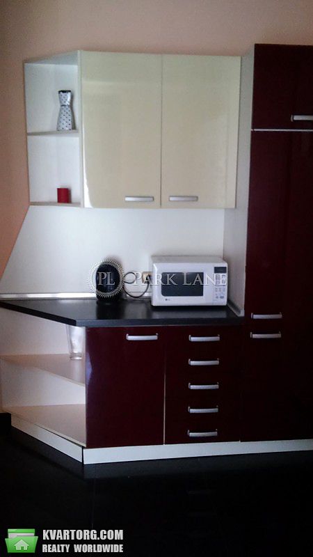 Rent out 3-room apartment. Киев,  Барбюса — photo 3