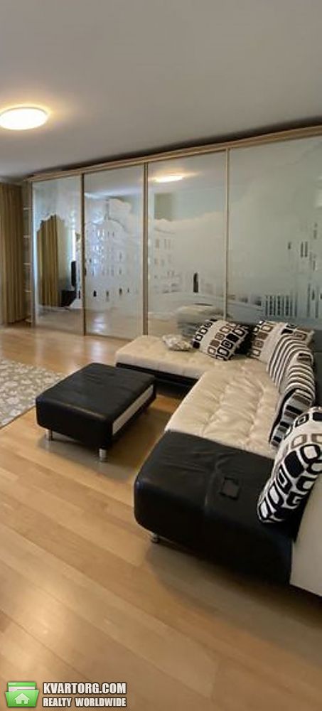 Rent out 2-room apartment. Киев,  Днепровская наб — photo 3