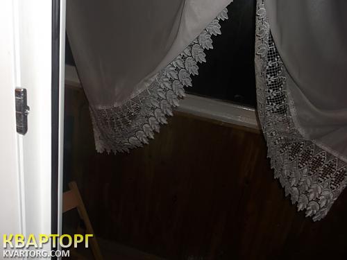 Rent out 2-room apartment. Киев,  Бережанская — photo 3