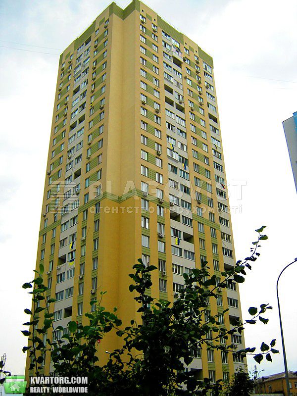 Sell 3-room apartment. Киев,  Урловская — photo 1
