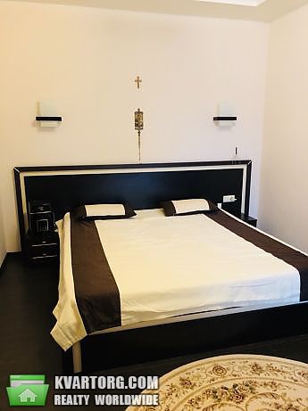 Sell 2-room apartment. Киев,  Пчелки — photo 1