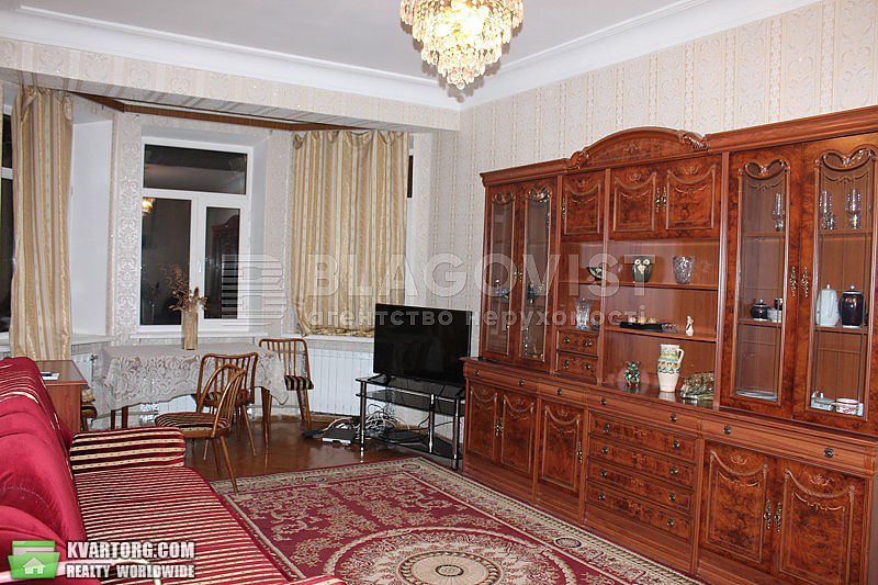 Rent out 2-room apartment. Киев,  Прорезная — photo 2