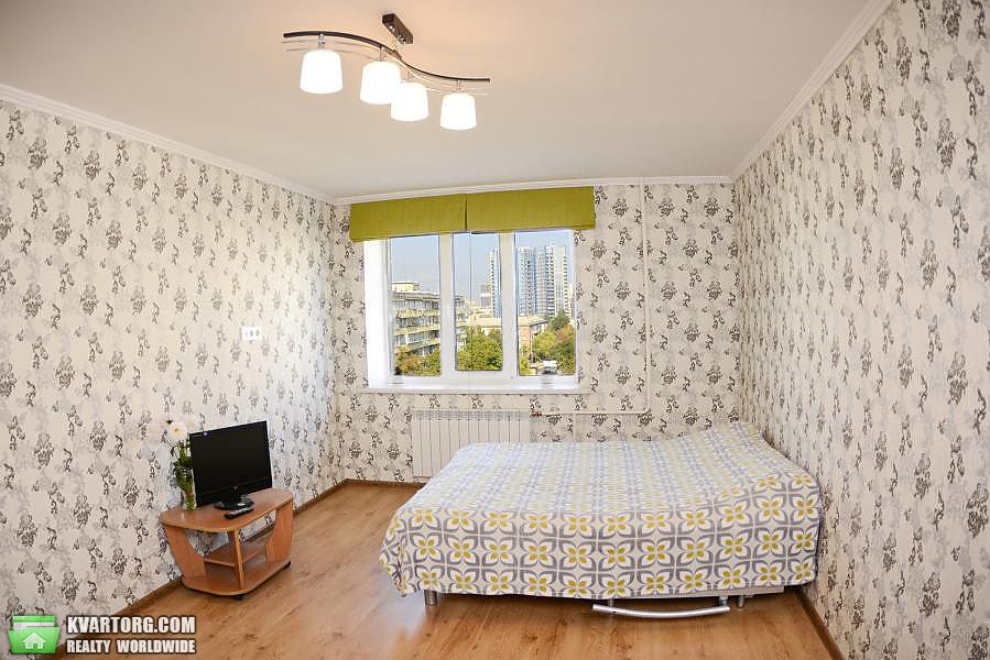 Sell 2-room apartment. Киев,  Менделеева — photo 2