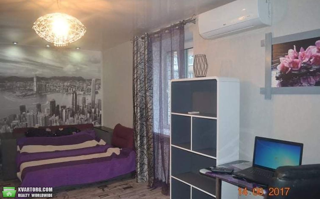 Rent out 1-room apartment. Киев,  Еленовская — photo 5