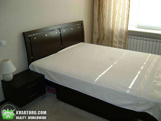 Rent out 3-room apartment. Киев,  Большая Васильковская — photo 2