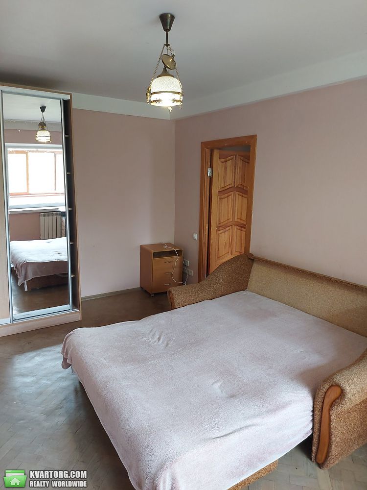 Rent out 1-room apartment. Киев,  Братиславская — photo 3