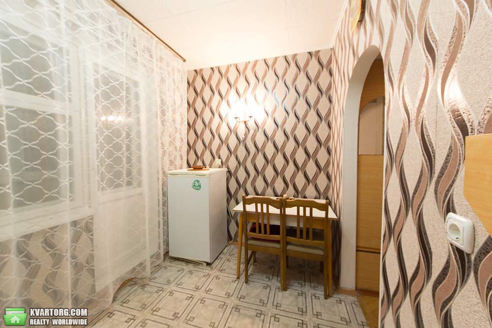 Rent out 1-room apartment. Киев,  Гмыри — photo 6