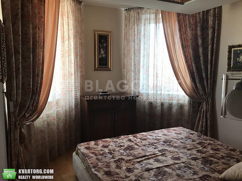 Rent out 4-room apartment. Киев, Амосова — photo 4