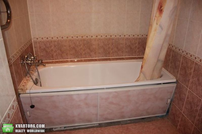Sell 2-room apartment. Киев,  Святошинская пл — photo 3