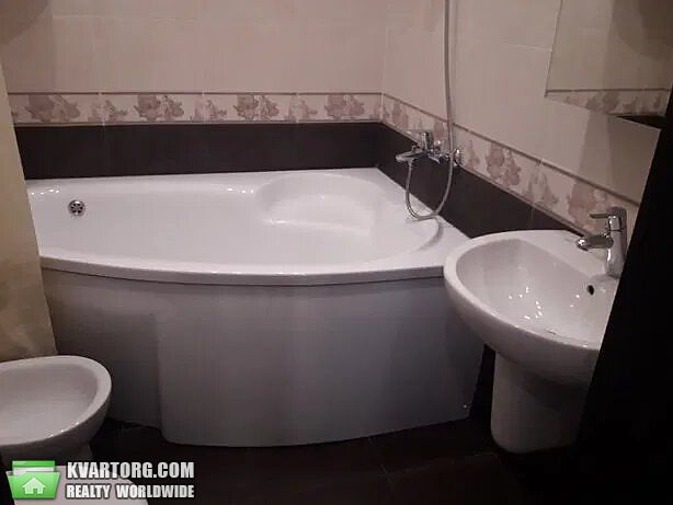 Rent out 1-room apartment. Киев, Богатырская — photo 2