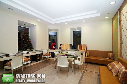 Sell shop. Днепропетровск, Комсомольская — photo 1