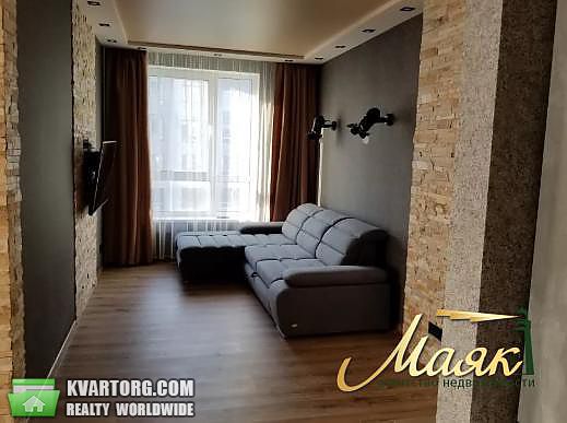 Sell 3-room apartment. Киев,  Заречная — photo 1