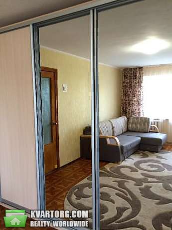 Rent out 2-room apartment. Киев,  Довнар-Запольского — photo 3