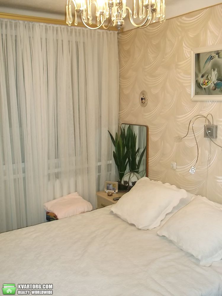 Sell 3-room apartment. Киев,  Шевченко бул — photo 3