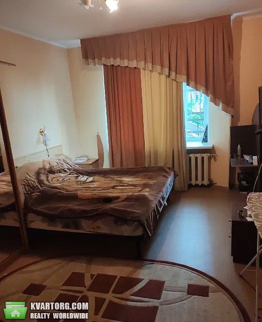 Sell 3-room apartment. Киев,  Прилужная — photo 1