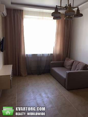 Rent out 2-room apartment. Киев,  Барбюса — photo 2