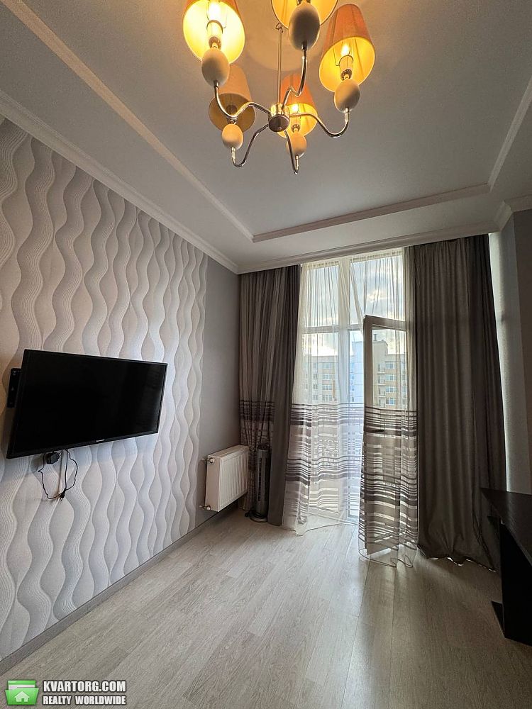 Rent out 2-room apartment. Одесса, Перлинна — photo 3