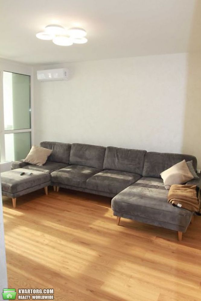 Sell 3-room apartment. Киев,  Правды пр — photo 1