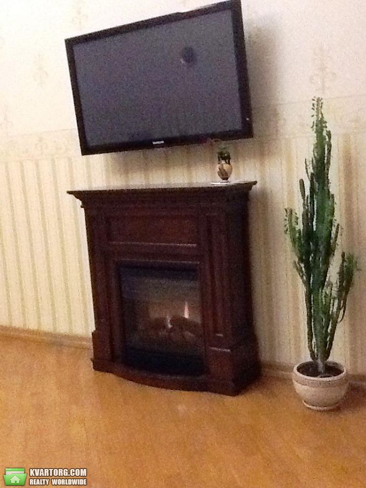 Rent out 2-room apartment. Киев,  Антоновича — photo 2