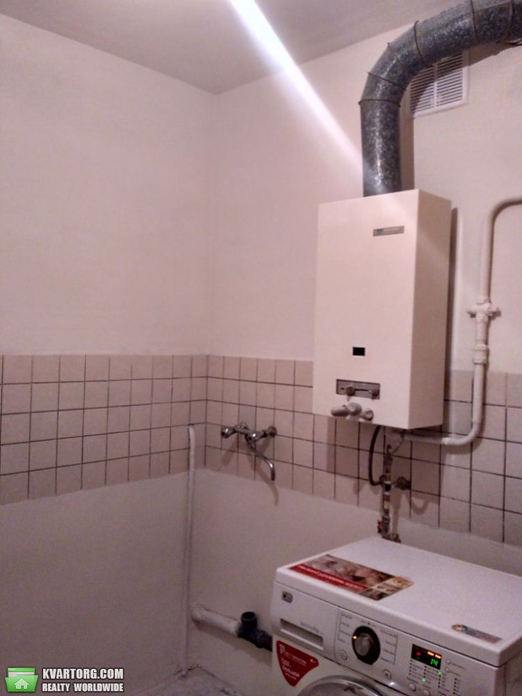 Sell 2-room apartment. Киев,  Краснопартизанская — photo 5