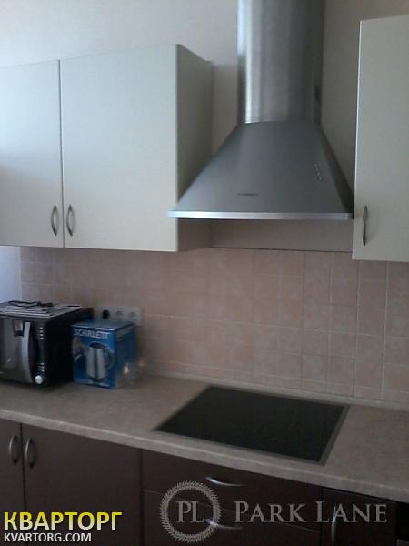 Sell 2-room apartment. Киев,  Щорса — photo 2