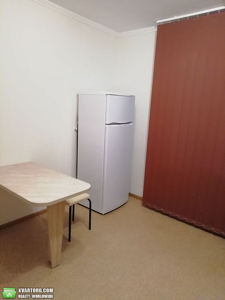 Rent out 1-room apartment. Киев, Урлівська — photo 3