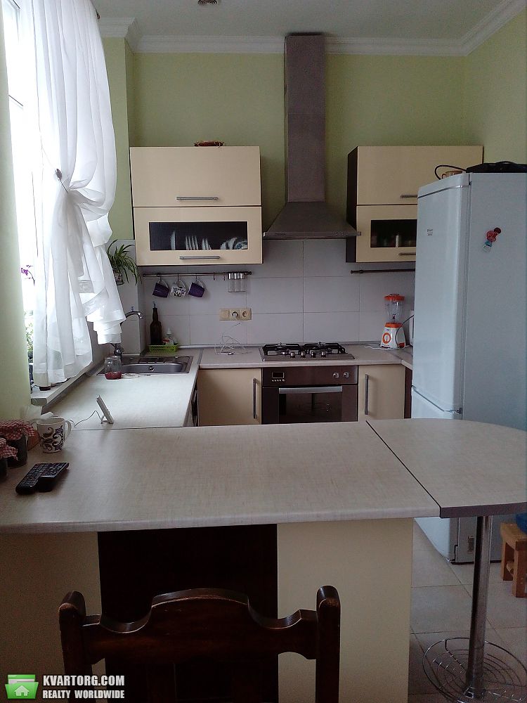 Rent out house. Киев, Садовая — photo 7