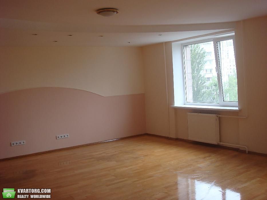 Rent out office. Киев, ул.Голосеевская — photo 1