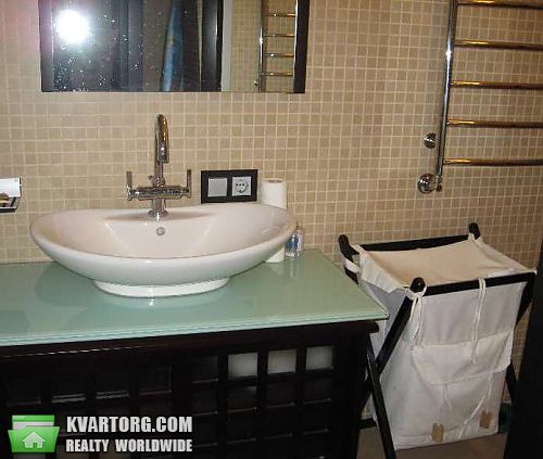Rent out 2-room apartment. Киев, Мильчакова — photo 6