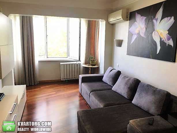 Sell 2-room apartment. Киев,  Липковского — photo 1