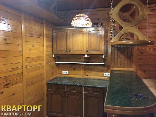 Rent out 3-room apartment. Киев,  Вишняковская — photo 1