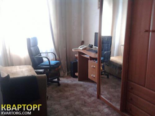 Rent out 2-room apartment. Киев,  Щорса — photo 1