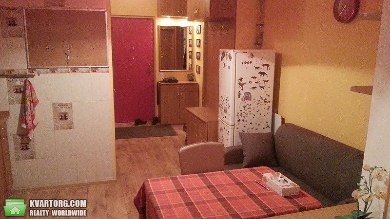Rent out 1-room apartment. Киев,  Стуса — photo 4