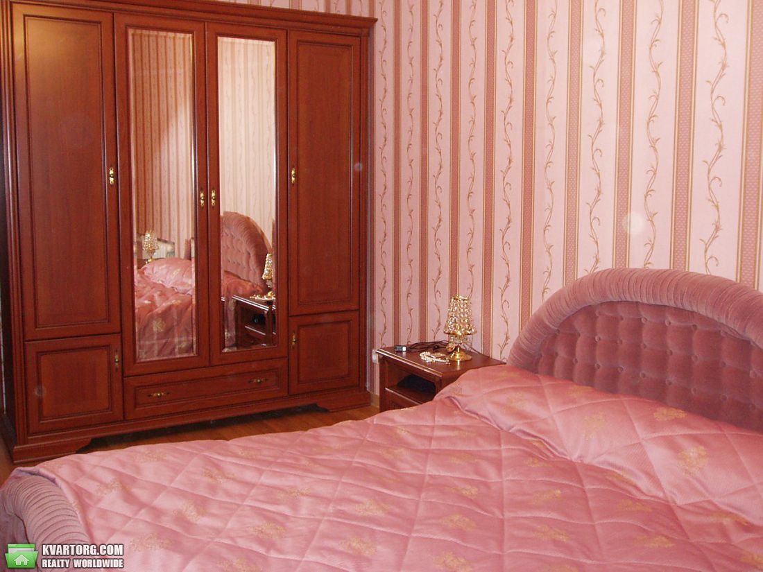 Sell 3-room apartment. Киев,  Димитрова — photo 2