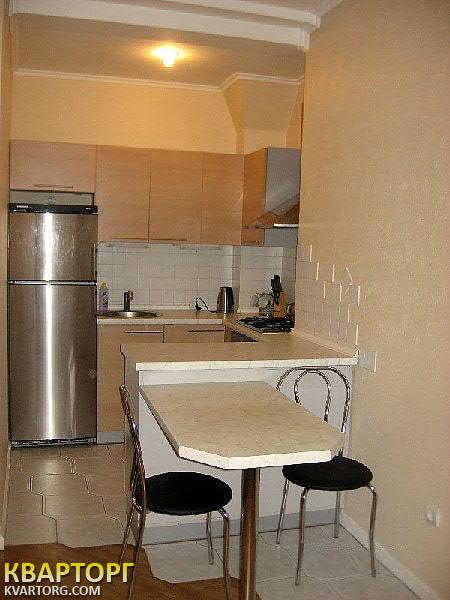 Rent out 2-room apartment. Одесса,  Софиевская — photo 3