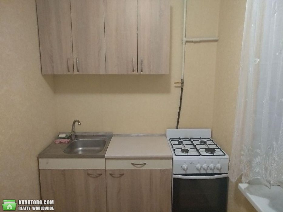 Rent out 2-room apartment. Киев, пр.Оболонский — photo 1