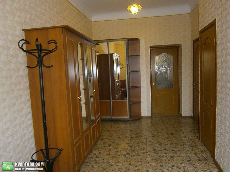 Rent out 2-room apartment. Киев,  Верхний Вал — photo 8