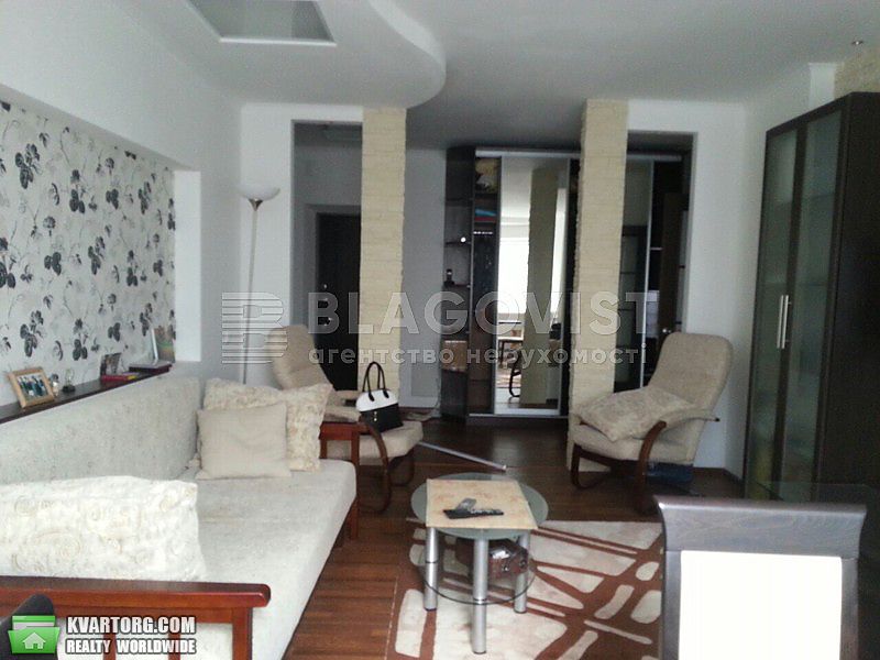 Rent out 2-room apartment. Киев,  Верховного Совета бул — photo 5