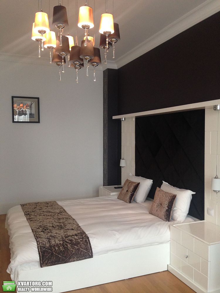 Rent out 4-room apartment. Киев,  Зверинецкая — photo 4