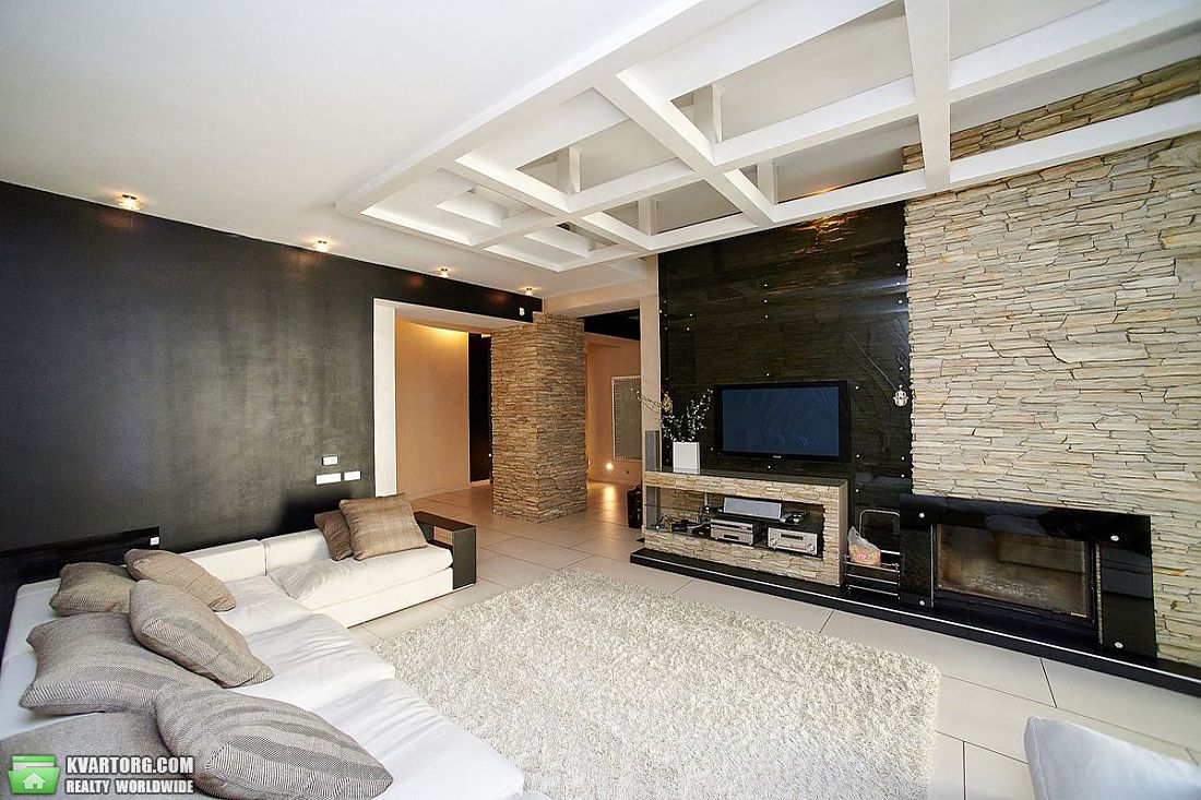 Rent out 4-room apartment. Киев,  Паньковская — photo 4