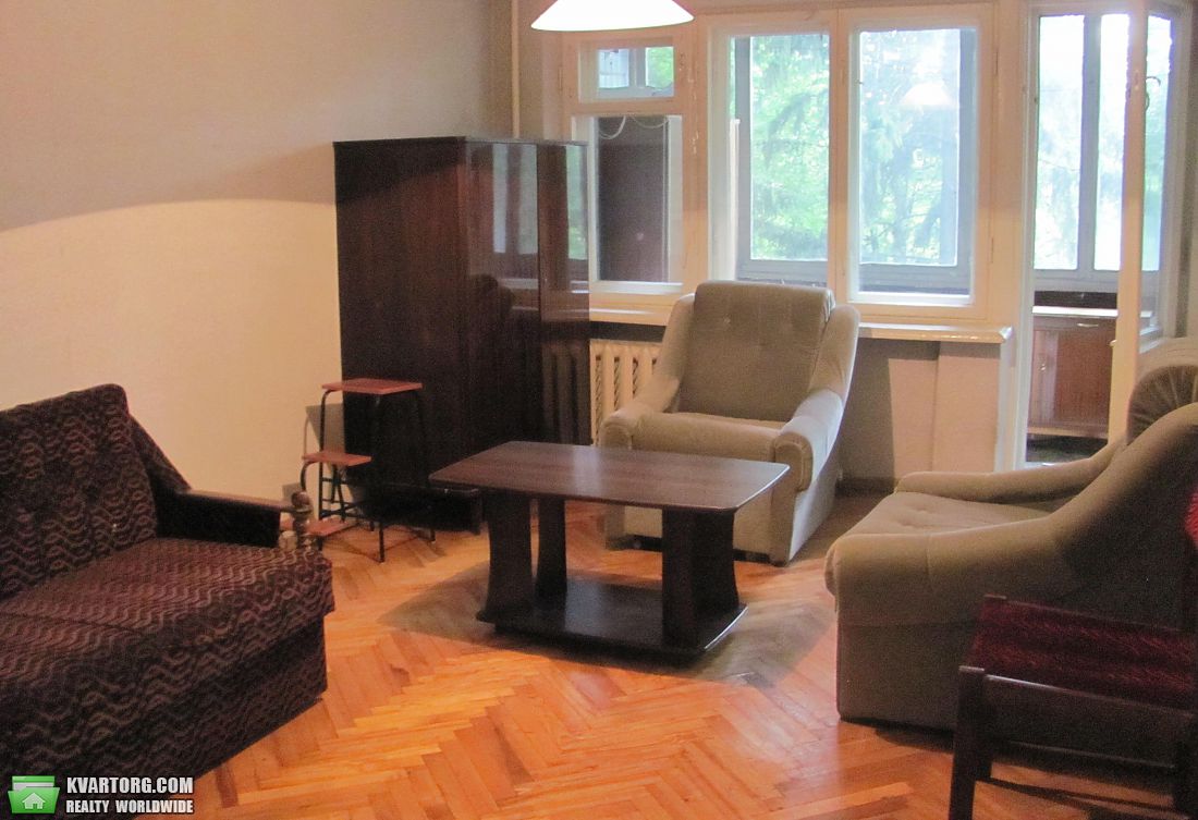 Sell 3-room apartment. Киев,  Гордиенко пер — photo 2