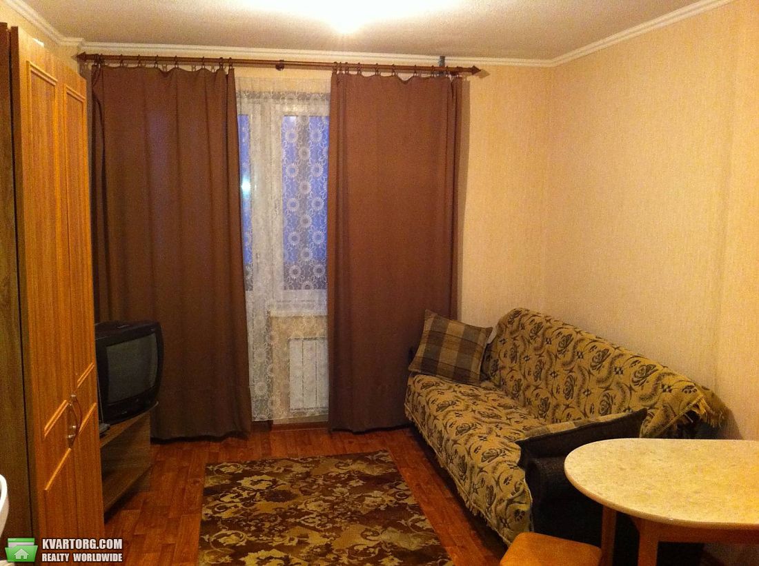 Rent out 2-room apartment. Киев, Академика Вернадского бул — photo 1