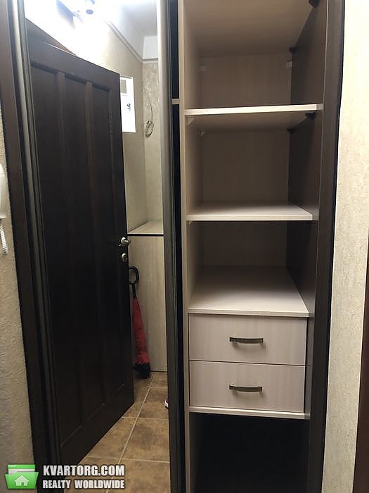 Sell 1-room apartment. Киев,  Автозаводская — photo 4