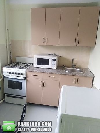 Rent out 2-room apartment. Киев,  Зодчих — photo 9