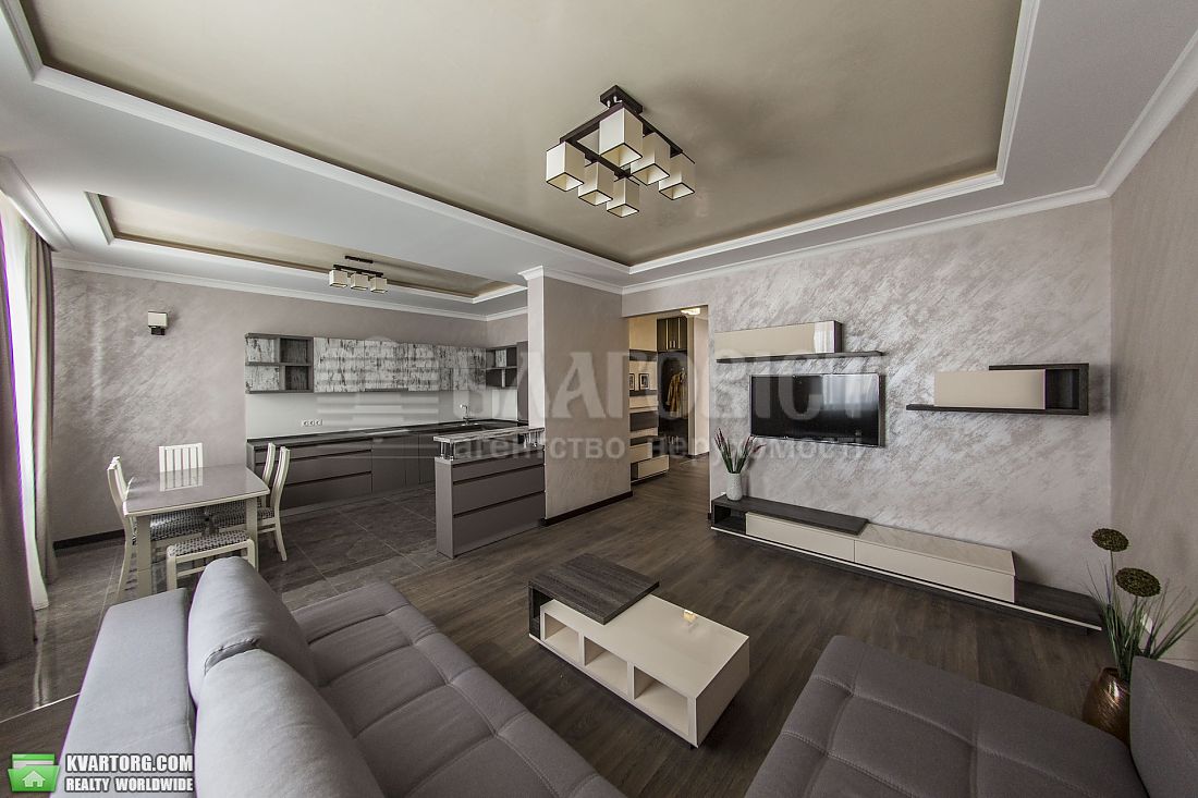 Rent out 3-room apartment. Киев,  Лабораторный пер — photo 5