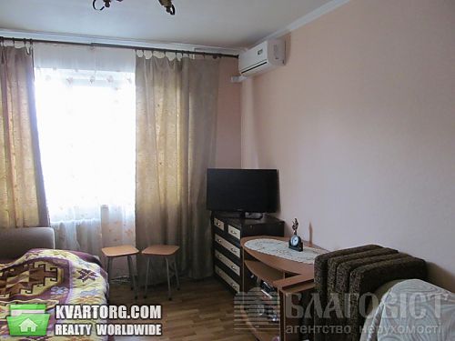 Sell 1-room apartment. Киев, Урловская — photo 1
