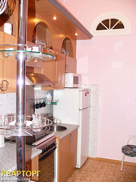 Rent out 2-room apartment. Киев,  Михайловская — photo 5