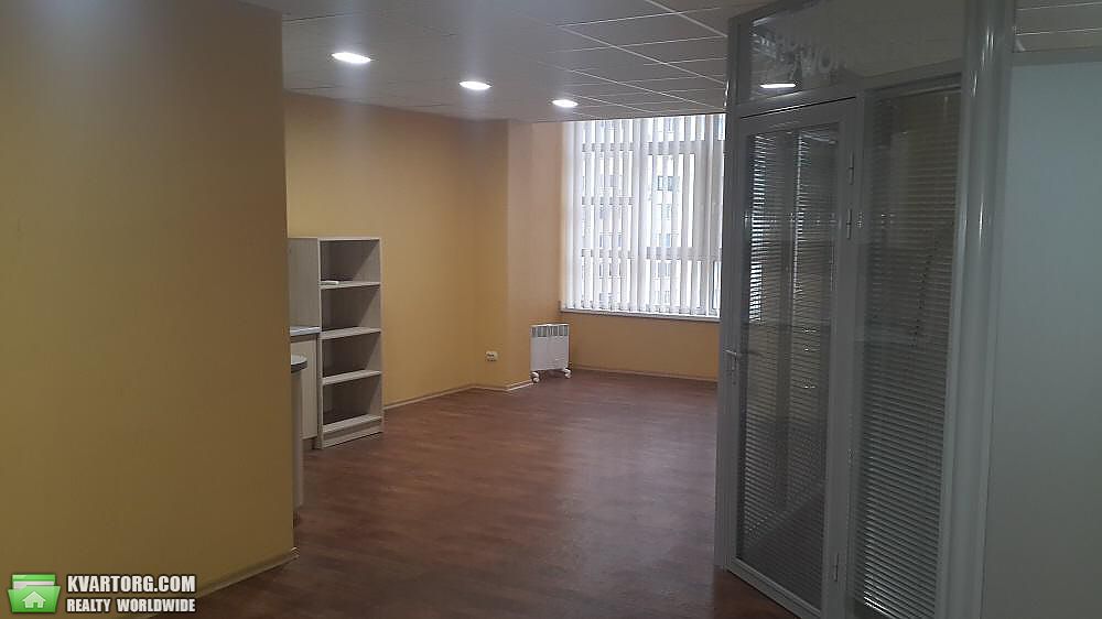 Rent out office. Киев,  Драгоманова — photo 1