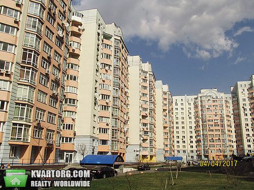 Sell 3-room apartment. Киев,  Ломоносова — photo 1